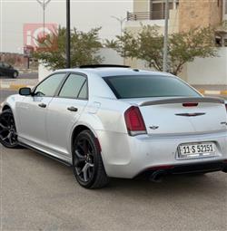 کرایسلەر 300